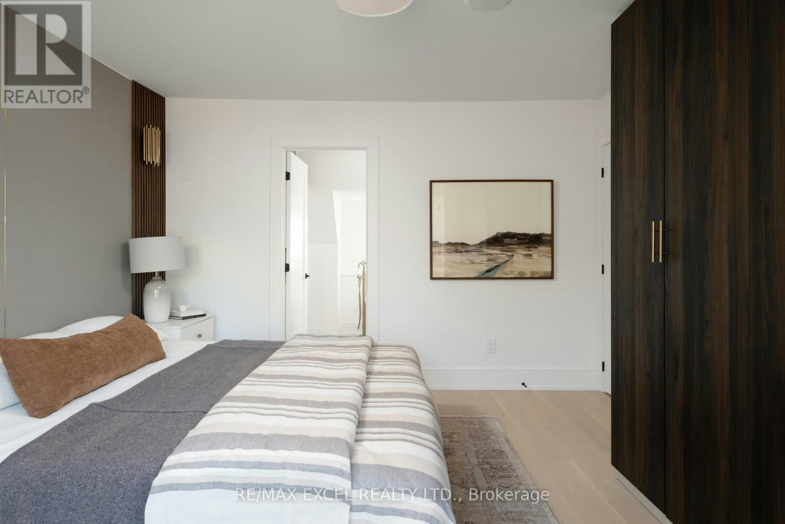 254 Bain Avenue, Toronto, ON, M4K 1G3 - 22