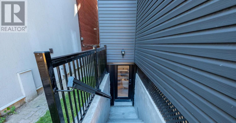 254 Bain Avenue, Toronto, ON, M4K 1G3 - 37