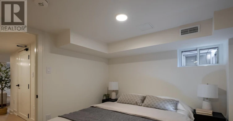 254 Bain Avenue, Toronto, ON, M4K 1G3 - 33