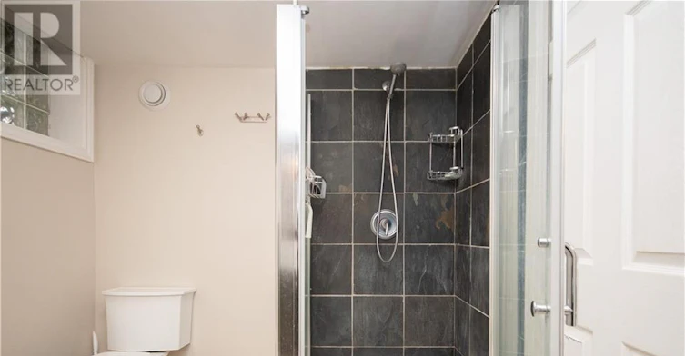 B-13 Donna Street, Ottawa, ON, K2G 2V5 - 20