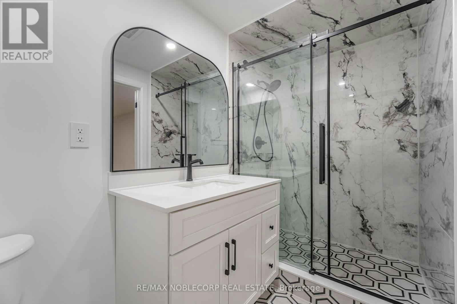 LOWER-131 Dunstan Crescent, Vaughan, ON, L4L 3W5 - 23