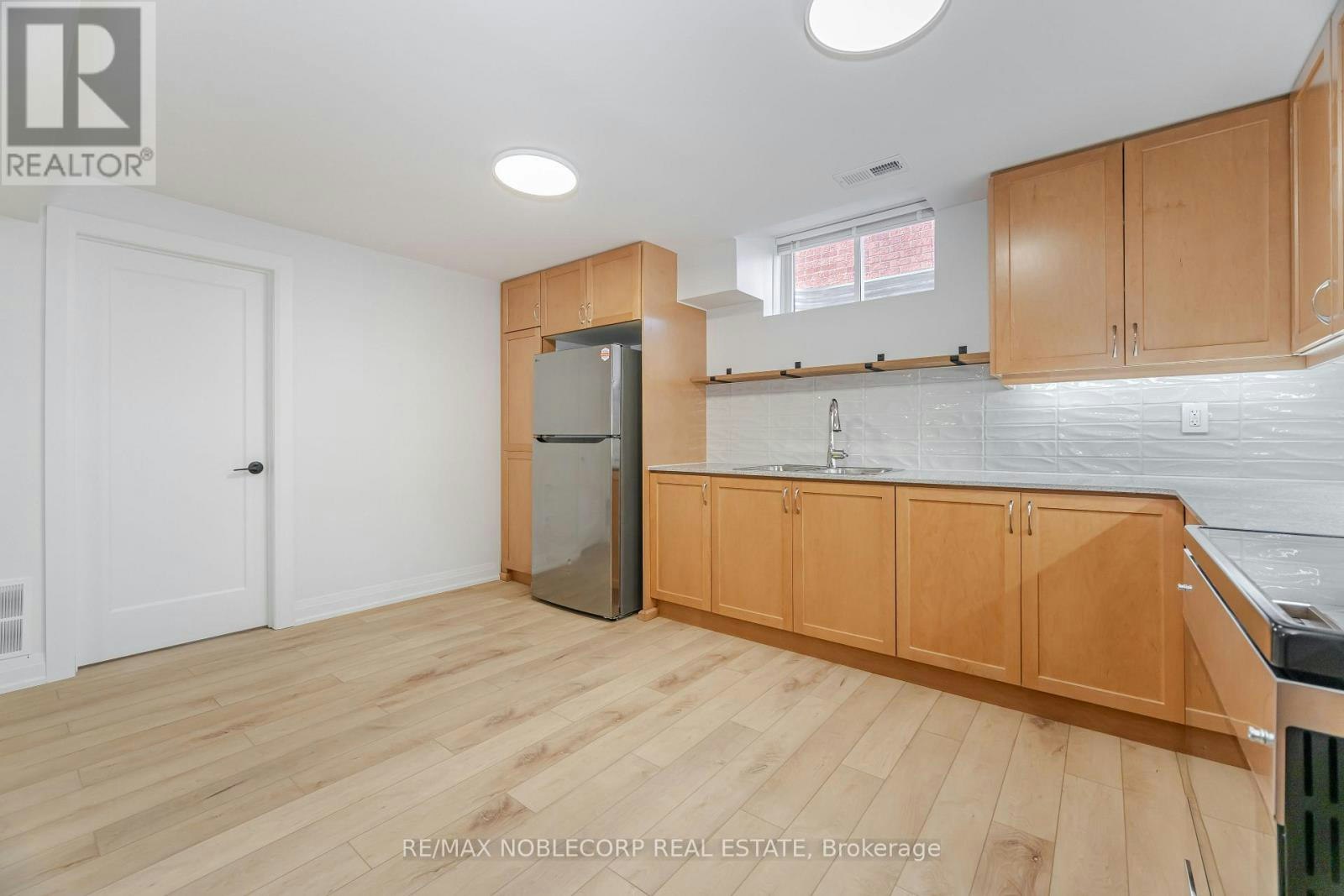 LOWER-131 Dunstan Crescent, Vaughan, ON, L4L 3W5 - 14