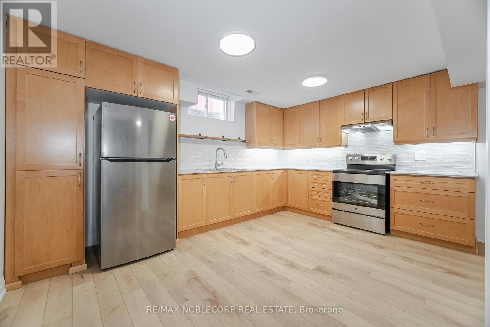 LOWER-131 Dunstan Crescent, Vaughan, ON, L4L 3W5 - 13