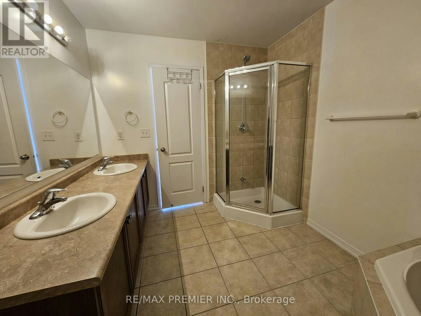 12-745 Farmstead Drive, Milton, ON, L9T 8B1 - 9