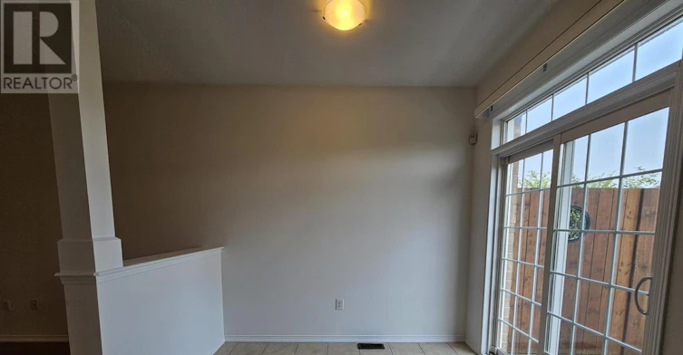 12-745 Farmstead Drive, Milton, ON, L9T 8B1 - 3