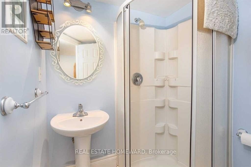 LOWER-81 Sweetland Avenue, Ottawa, ON, K1N 7T9 - 12