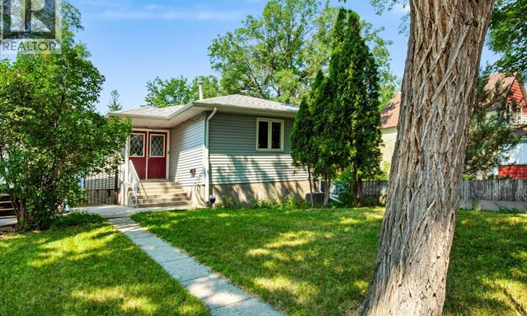 1366 Retallack Street