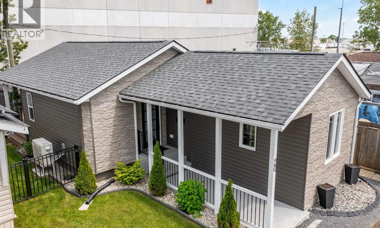 20 Bonita Avenue