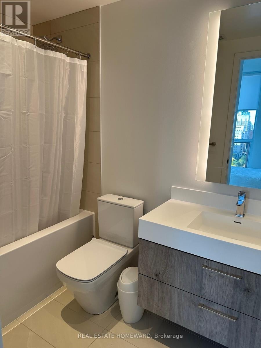 1611-1 Yorkville Avenue, Toronto, ON, M4W 0B1 - 23