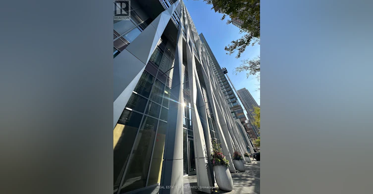 1611-1 Yorkville Avenue, Toronto, ON, M4W 0B1 - 4