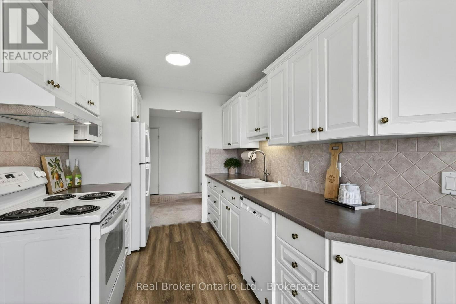 811-23 Woodlawn Road E, Guelph, ON, N1H 7G6 - 22