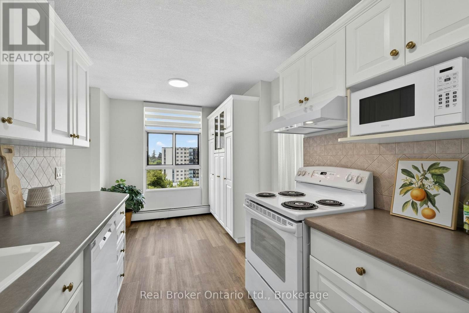 811-23 Woodlawn Road E, Guelph, ON, N1H 7G6 - 20