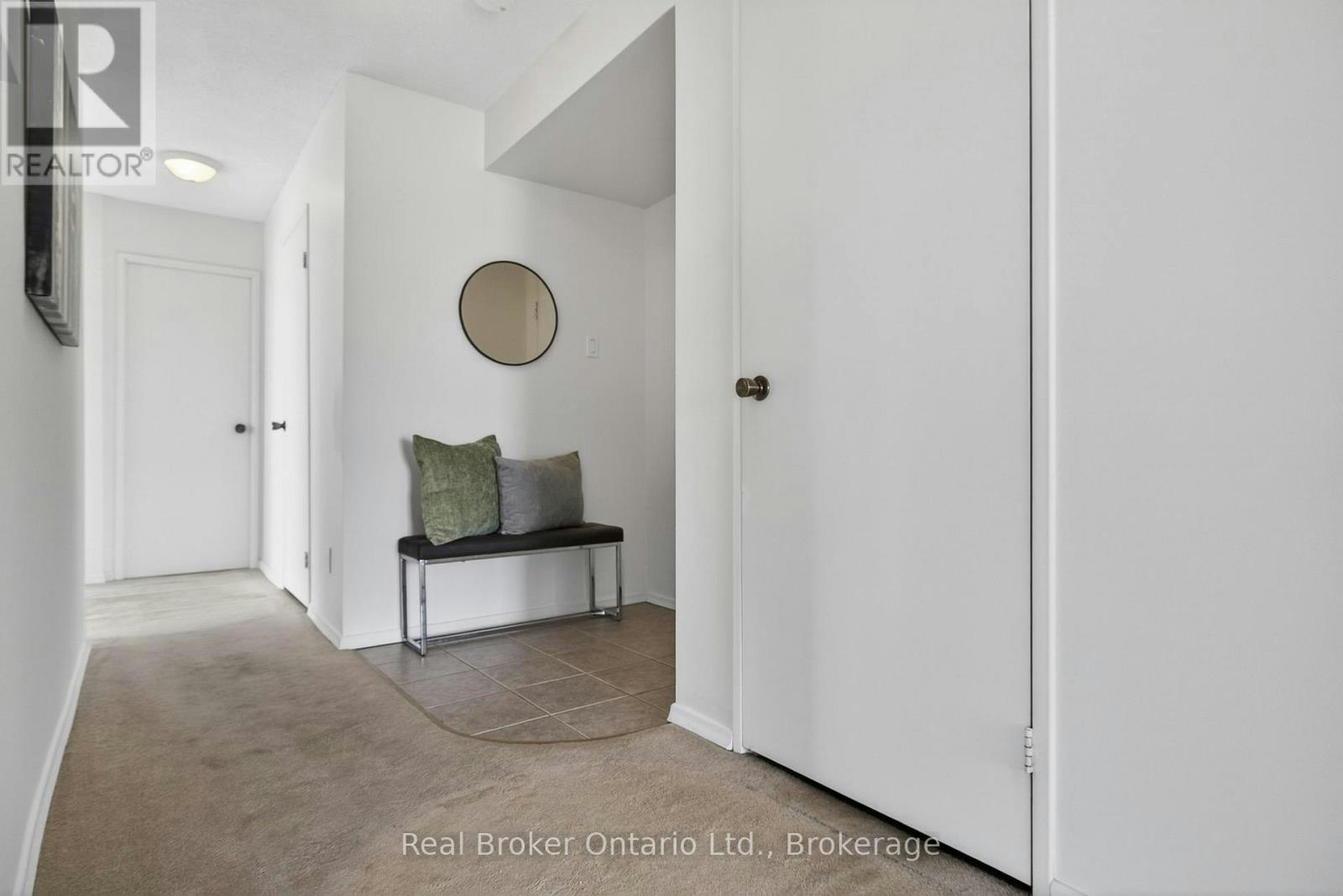 811-23 Woodlawn Road E, Guelph, ON, N1H 7G6 - 4