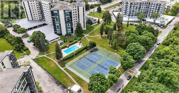 811-23 Woodlawn Road E, Guelph, ON, N1H 7G6 - 2