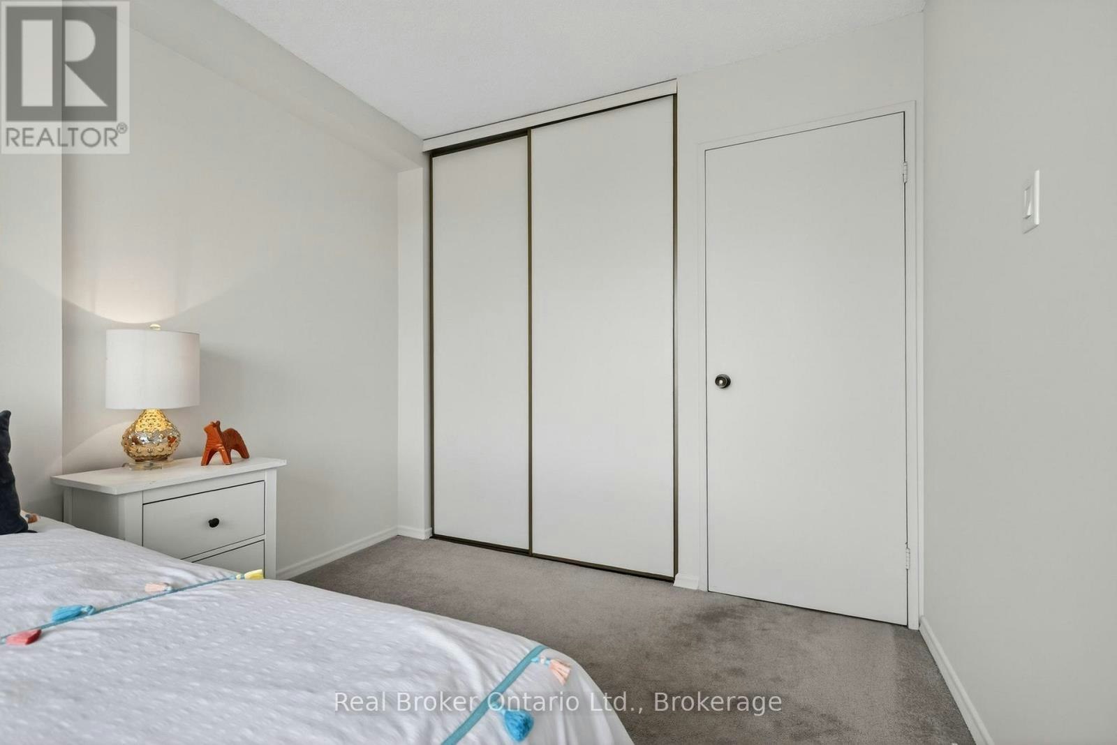 811-23 Woodlawn Road E, Guelph, ON, N1H 7G6 - 35