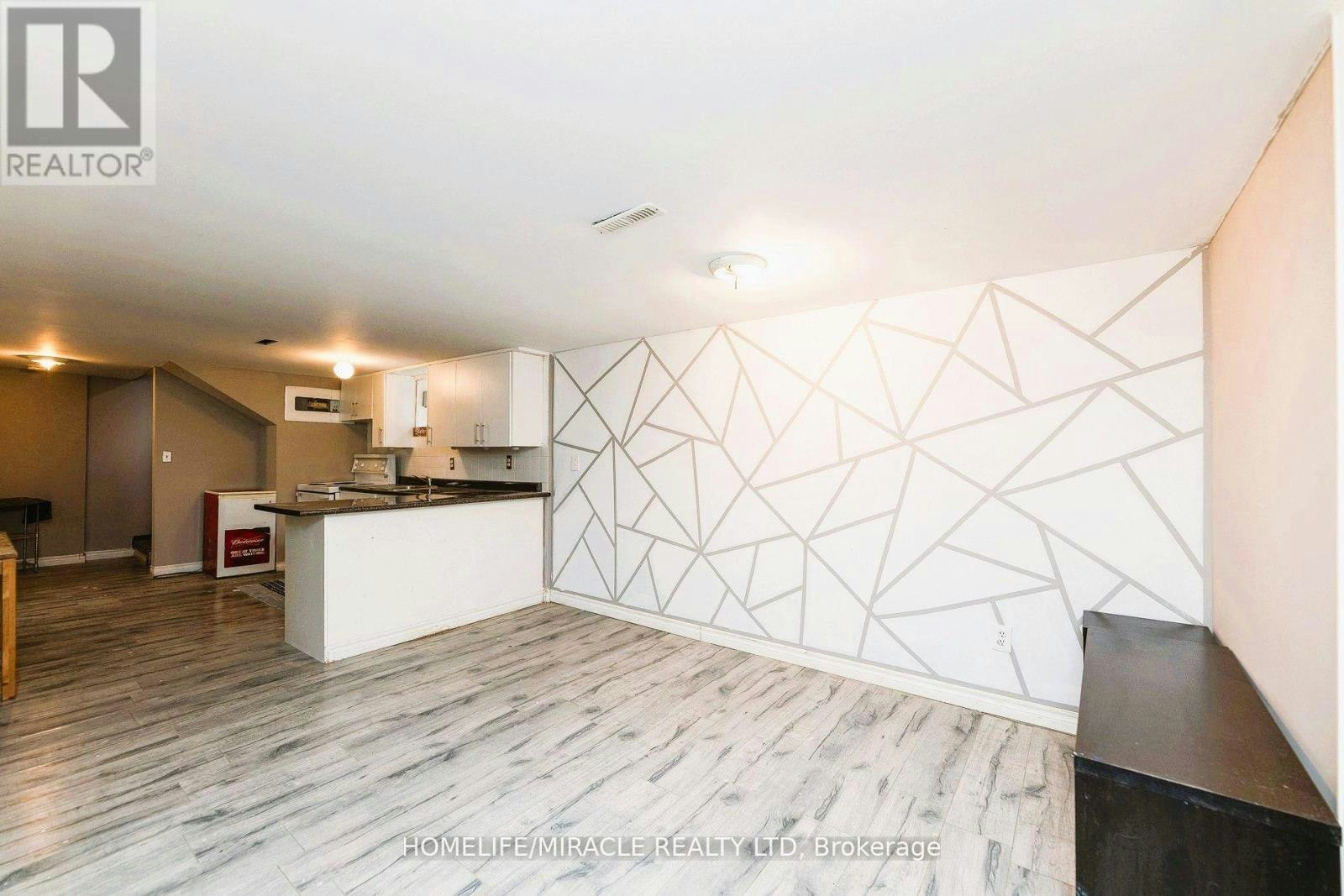BSMT-1251 Warden Avenue, Toronto, ON, M1R 2R4 - 4