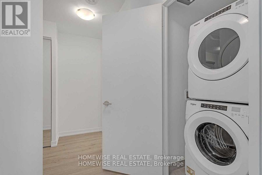1011E-8868 Yonge Street, Richmond Hill, ON, L4C 0T4 - 17