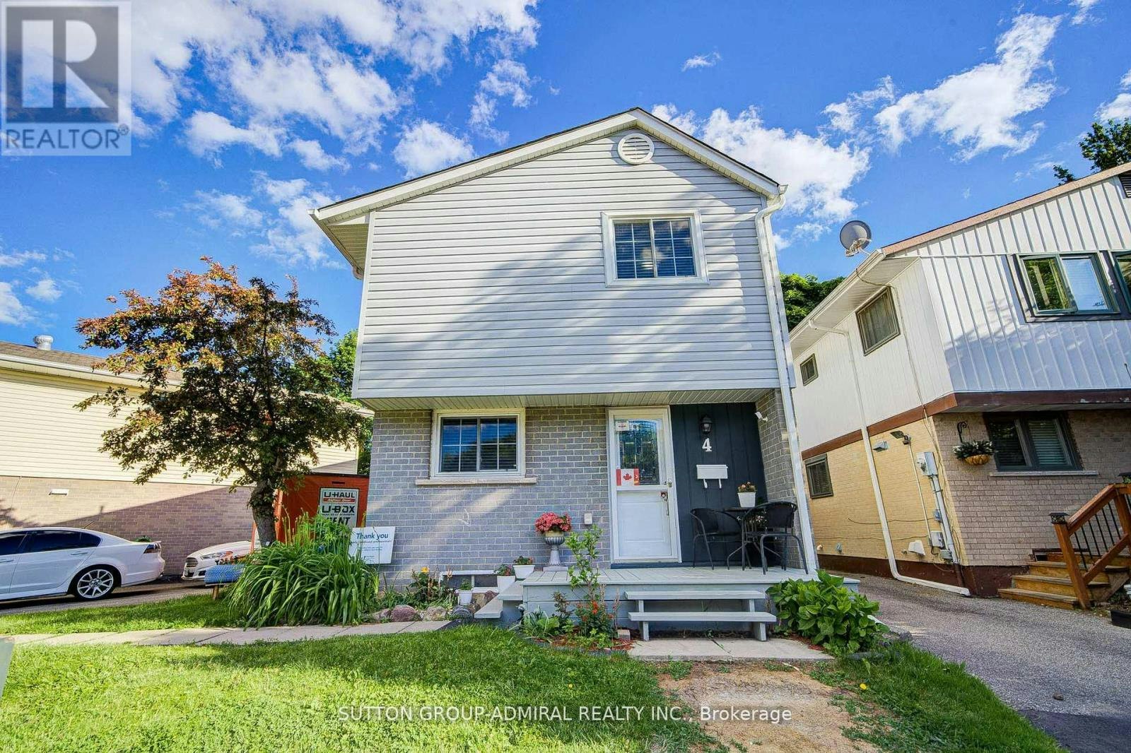 4 Hilda Court, Brampton, ON, L6S 2C1