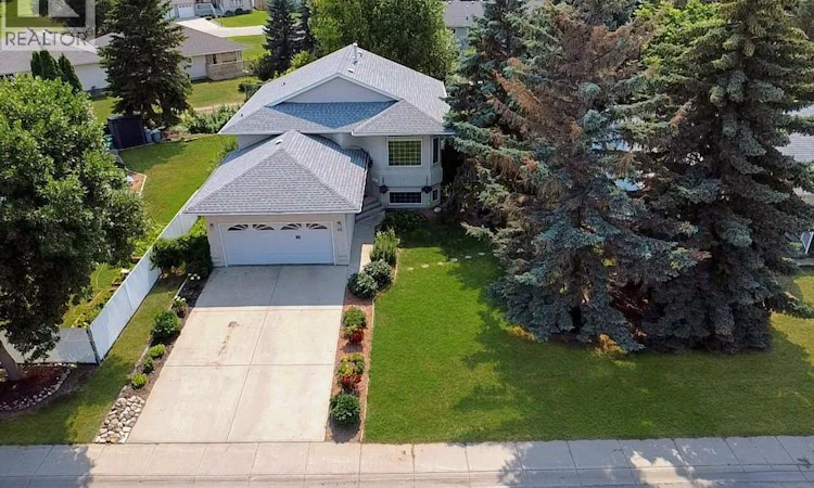 42 Willow Crescent