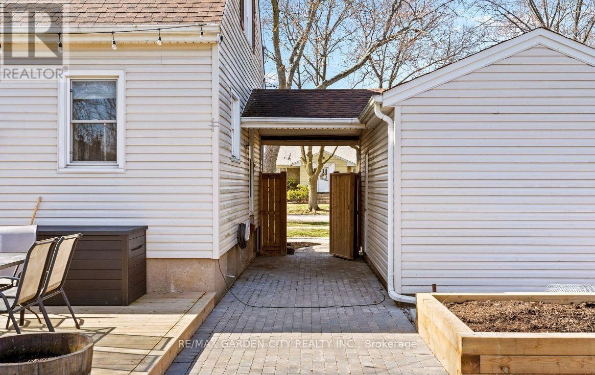 4 Lynn Street WEST, St. Catharines, ON, L2N 3N7 - 3