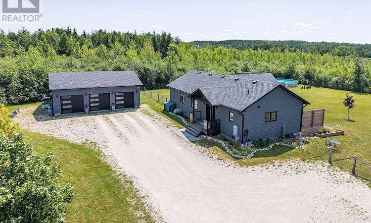 217 St Vincent Crescent