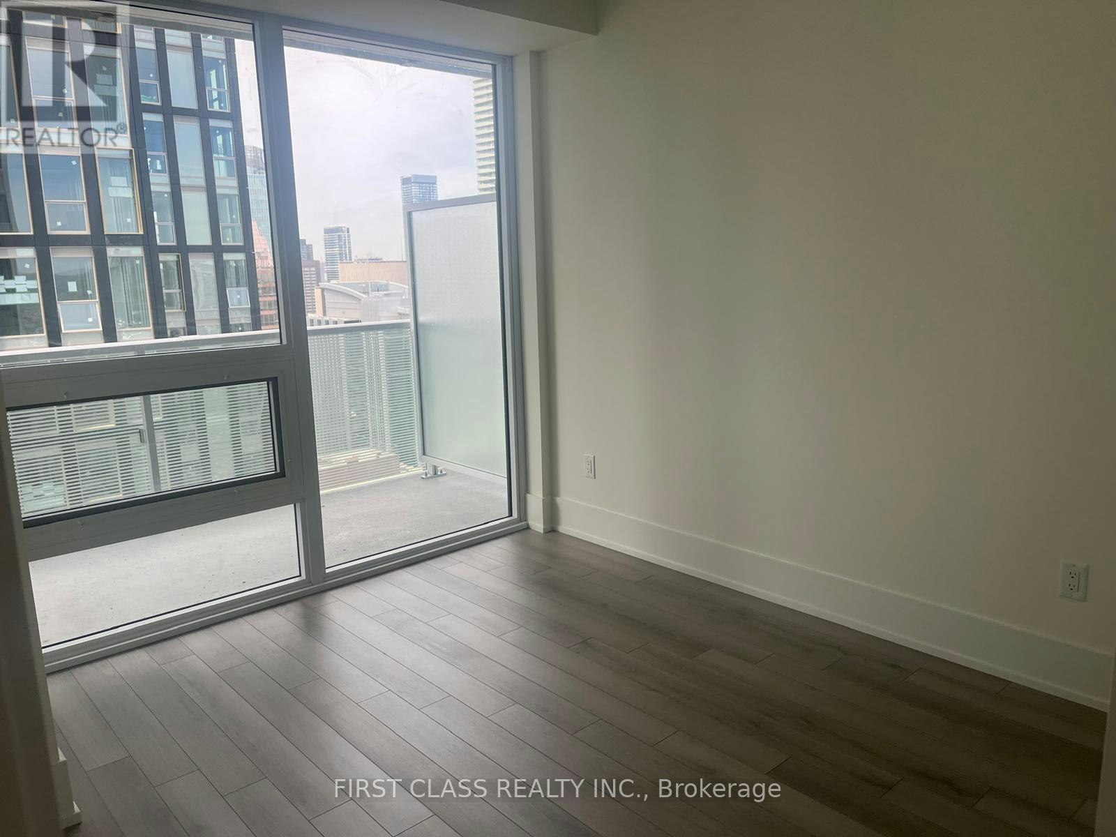 3802-89 Church Street, Toronto, ON, M5C 0B7 - 4