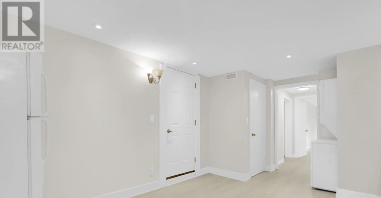 LOWER-75 Marshall Street, Barrie, ON, L4N 3S9 - 22