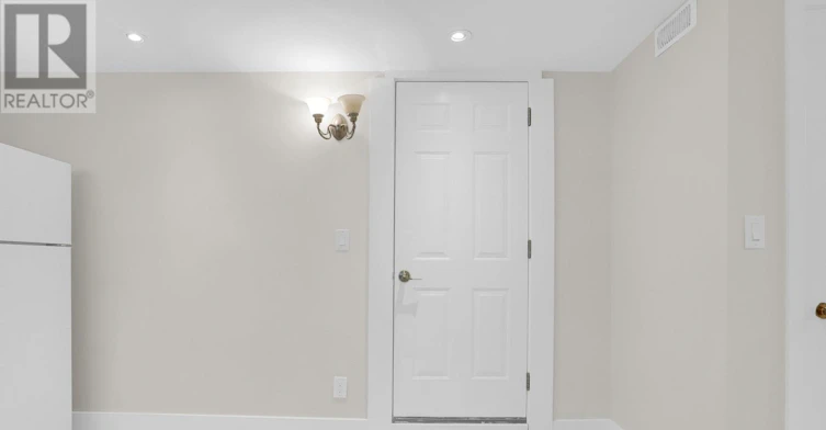 LOWER-75 Marshall Street, Barrie, ON, L4N 3S9 - 23
