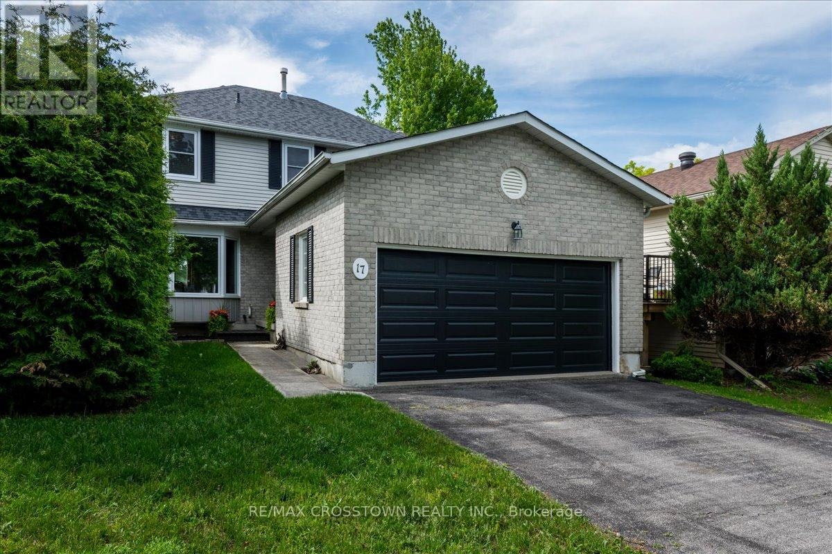 17 Knicely Road, Barrie, ON, L4N 6T8