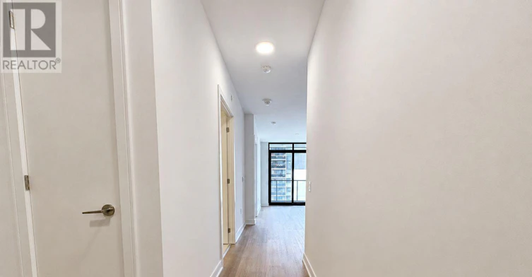 618-86 Dundas Street E, Mississauga, ON, L5A 1W4 - 2