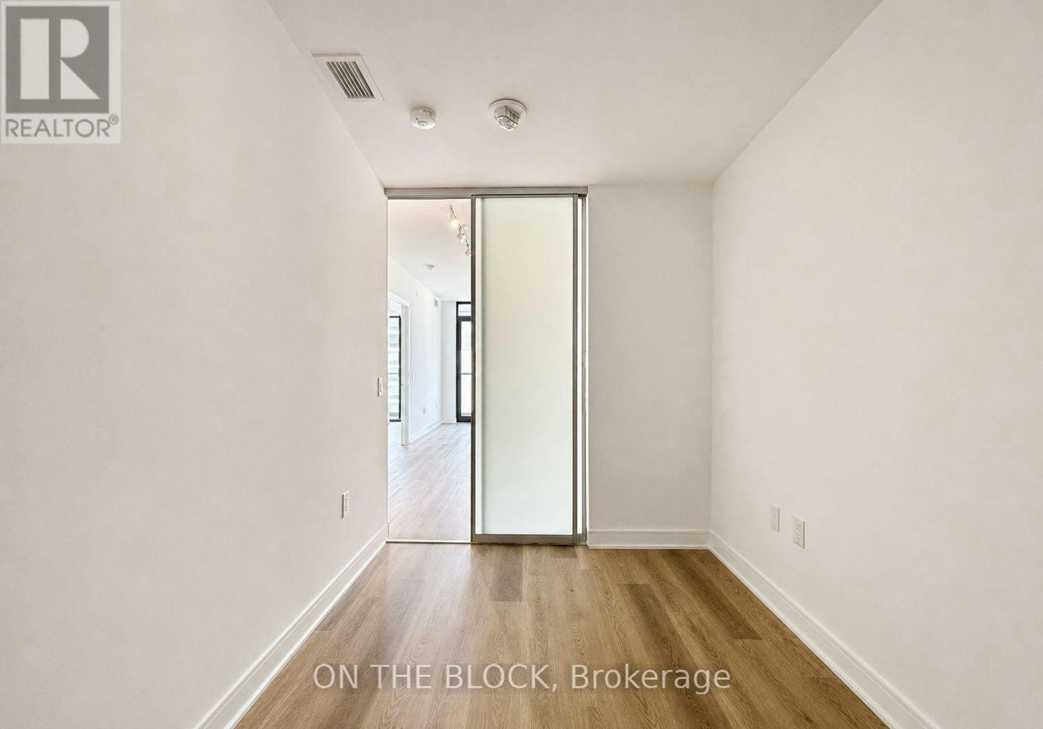 618-86 Dundas Street E, Mississauga, ON, L5A 1W4 - 5