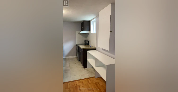 LOWER-870 Consort Crescent, Mississauga, ON, L5C 1J9 - 9