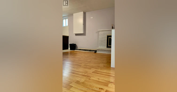 LOWER-870 Consort Crescent, Mississauga, ON, L5C 1J9 - 2