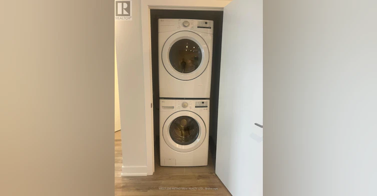 811-430 Square One Drive, Mississauga, ON, L5B 0L6 - 9