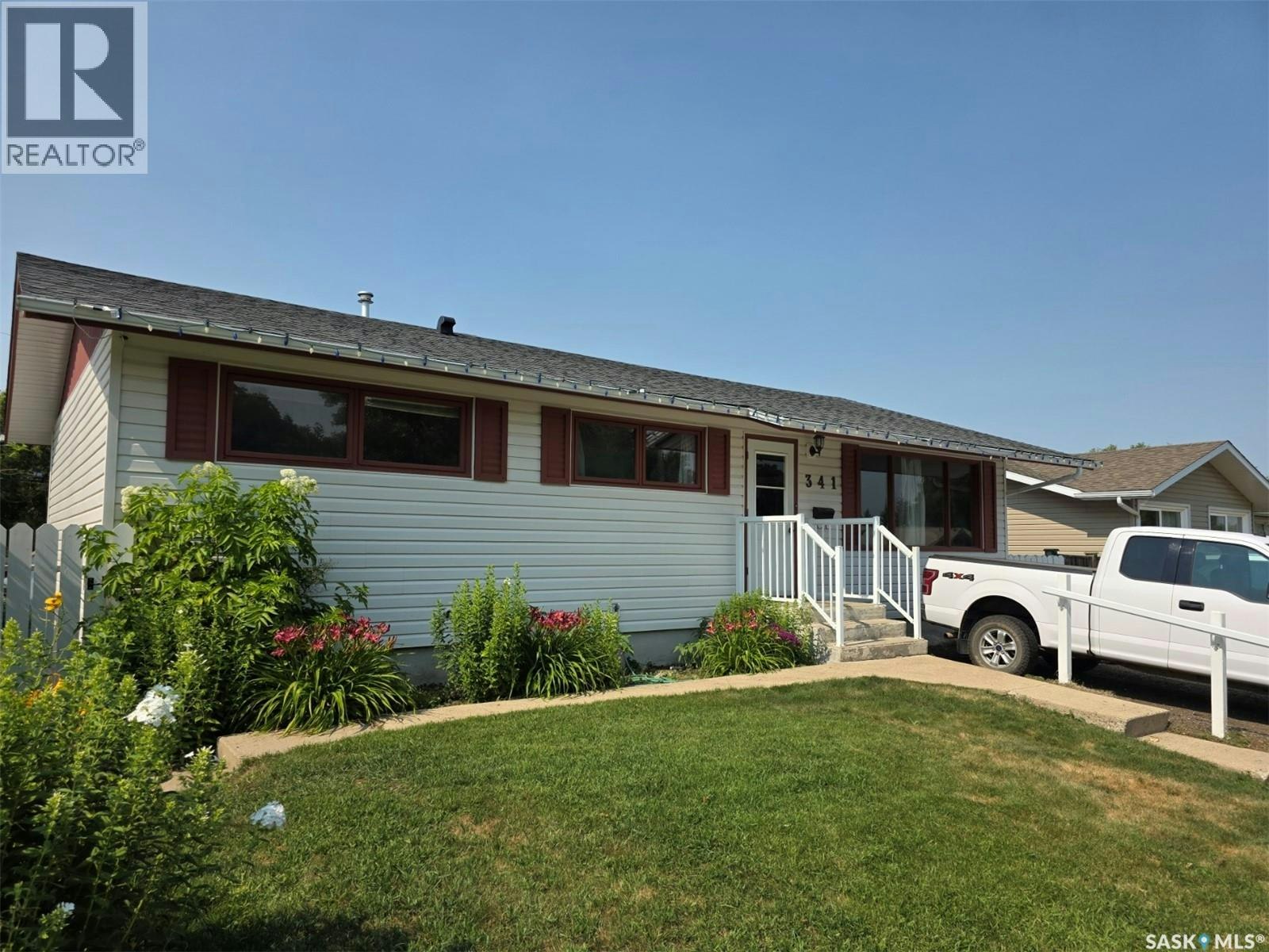 341 Allen Drive SW, Swift Current, SK, S9H 3A4