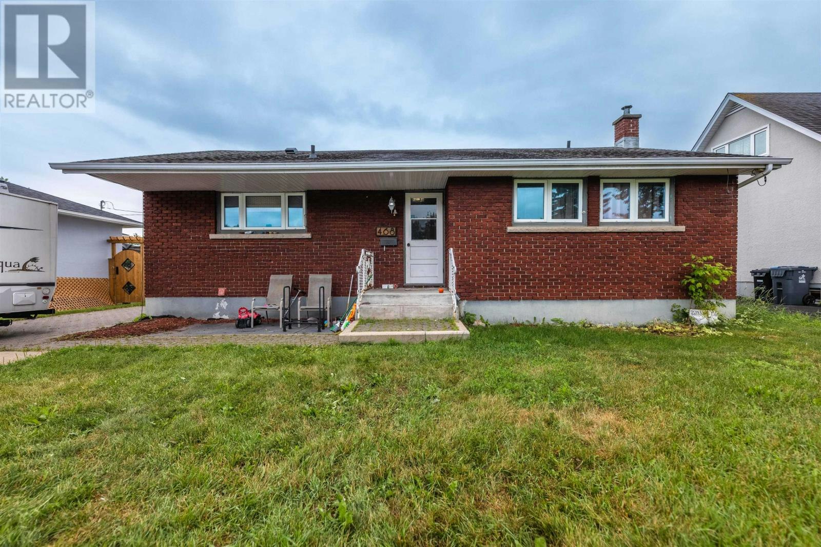 468 Heather Crescent, Thunder Bay, ON, P7E 5K9