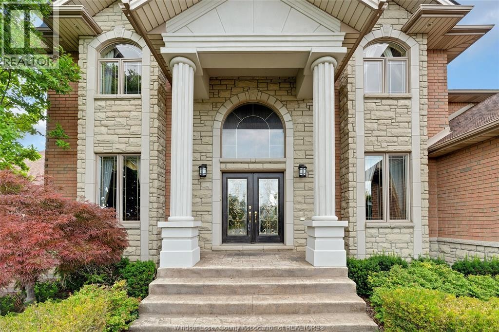 1585 Stoneybrook Crescent, Windsor, ON, N9G 2Z4 - 3