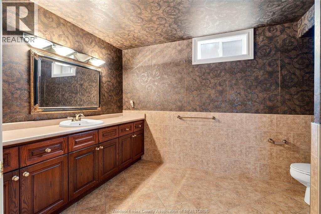 1585 Stoneybrook Crescent, Windsor, ON, N9G 2Z4 - 5