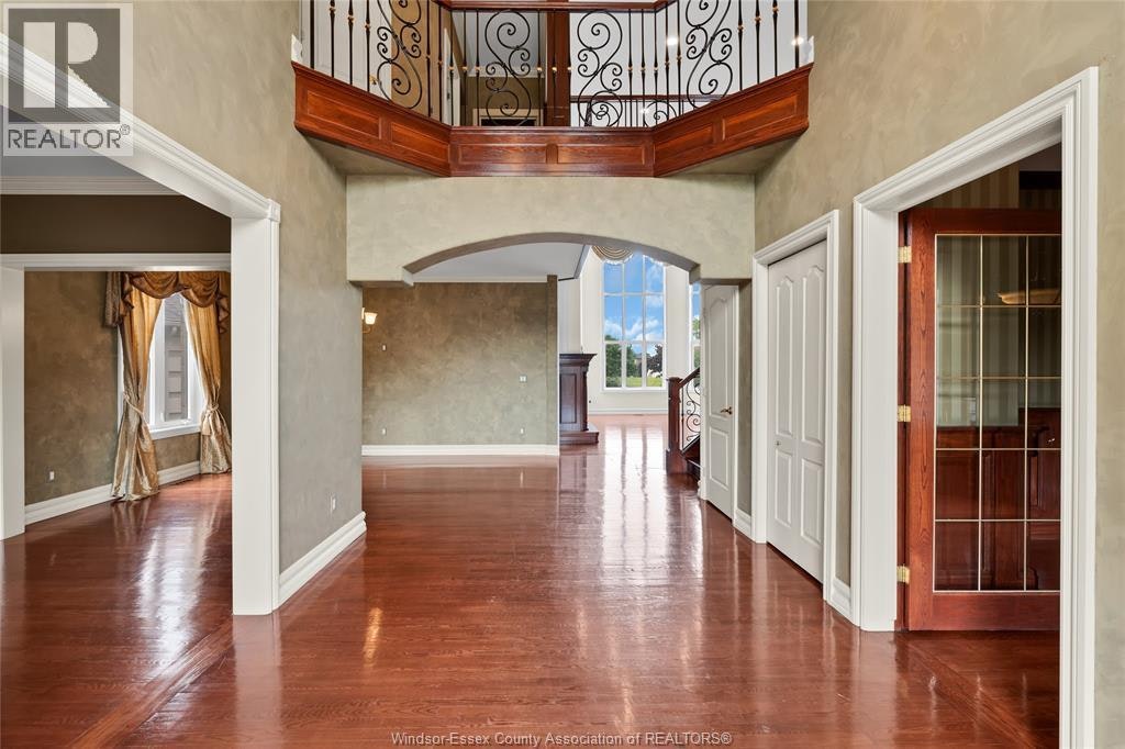 1585 Stoneybrook Crescent, Windsor, ON, N9G 2Z4 - 4