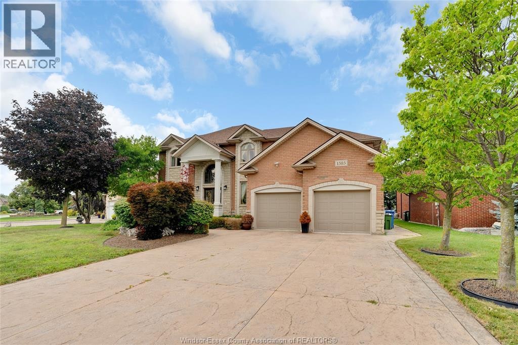 1585 Stoneybrook Crescent, Windsor, ON, N9G 2Z4 - 2