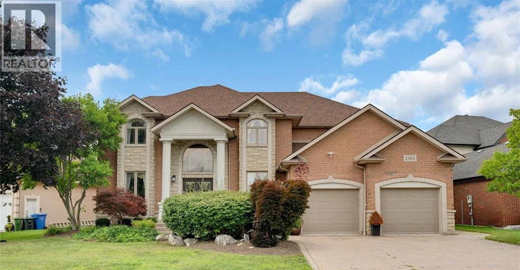 1585 Stoneybrook Crescent, Windsor, ON, N9G 2Z4