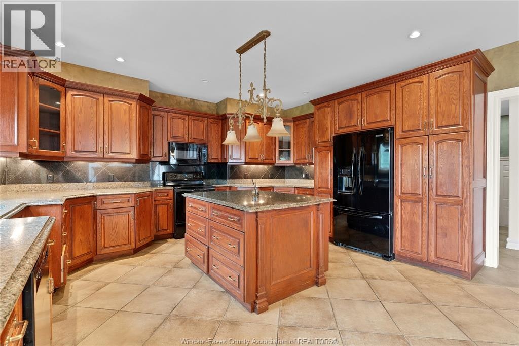 1585 Stoneybrook Crescent, Windsor, ON, N9G 2Z4 - 15