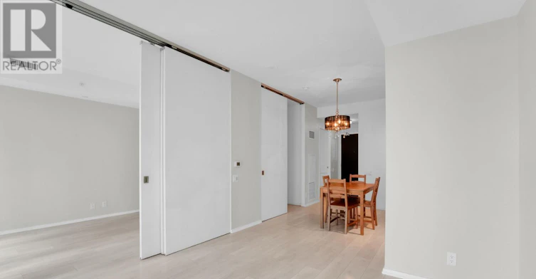2111-125 Peter Street, Toronto, ON, M5V 2G9 - 4