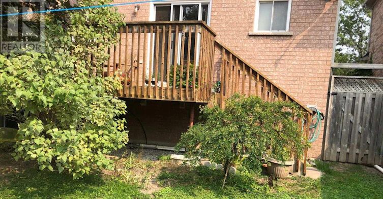 10 Moresby Street, Richmond Hill, ON, L4B 4K8 - 11