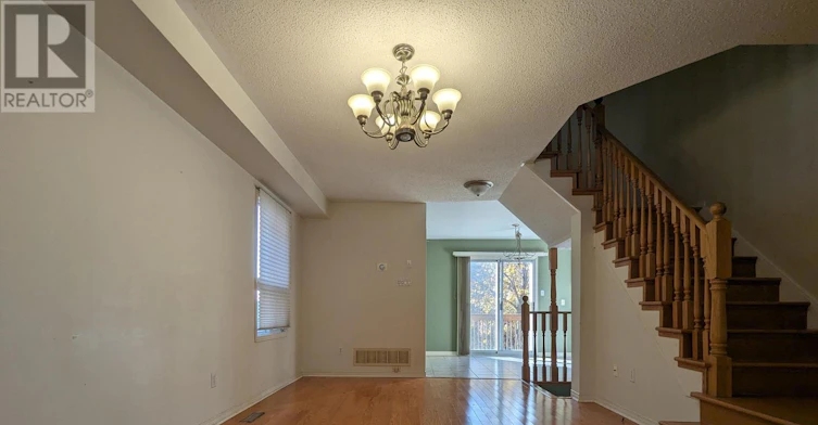 10 Moresby Street, Richmond Hill, ON, L4B 4K8 - 3