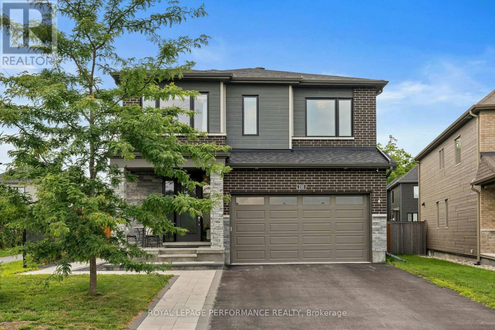 210 Spindrift Circle, Manotick, ON, K4M 0G5