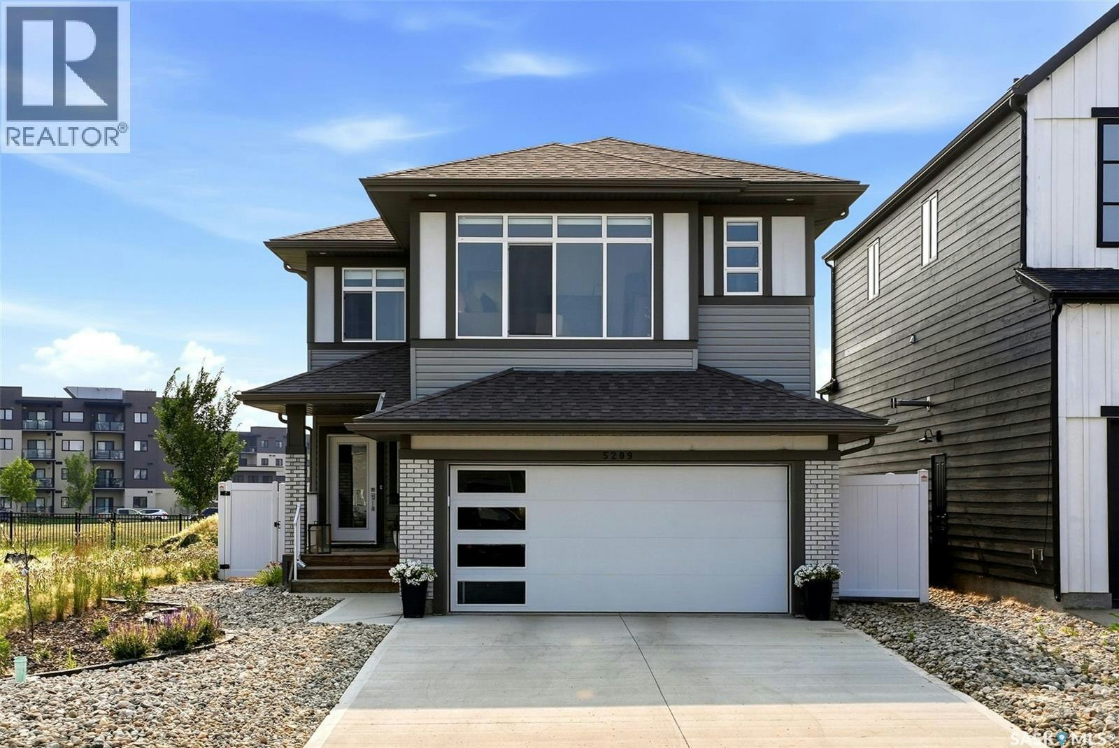 5209 Green Crescent E, Regina, SK, S4V 3S9