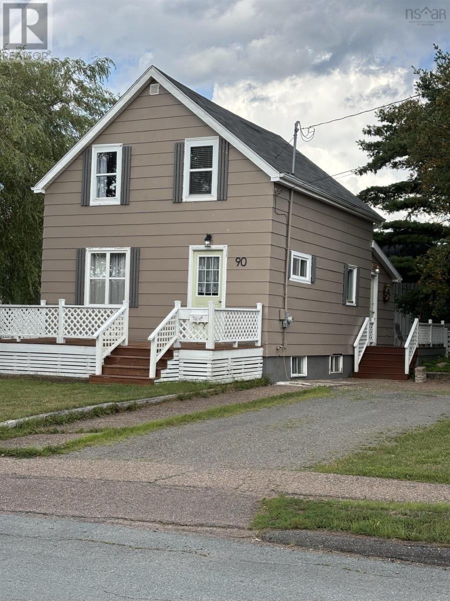 90 Hillcrest Ave Avenue, Bible Hill, NS, B2N 4L3