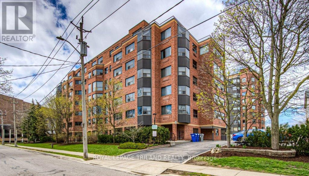 403-20 Ellen Street, Kitchener, ON, N3H 6R7