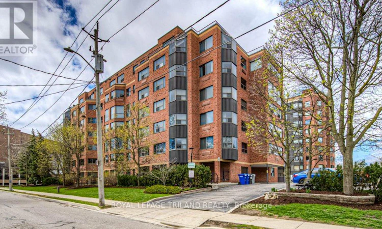 403-20 Ellen Street